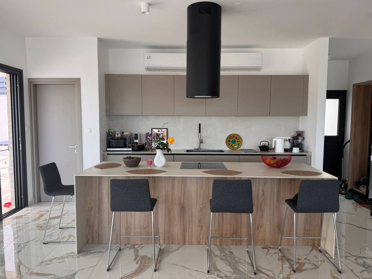 Villa — 7
