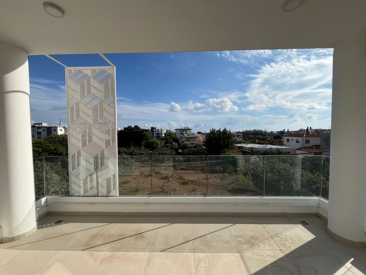 House, 2 bedrooms — 2