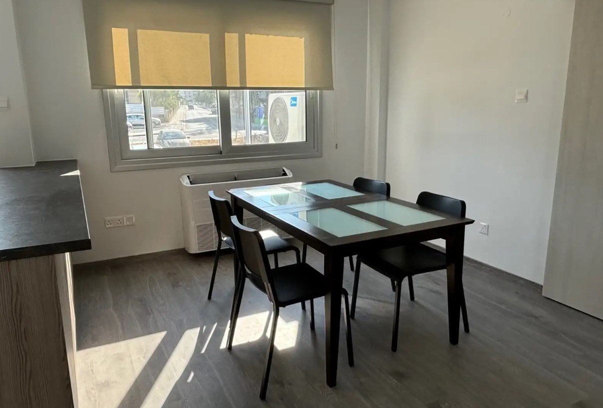 Apartment, 2 bedrooms — 4