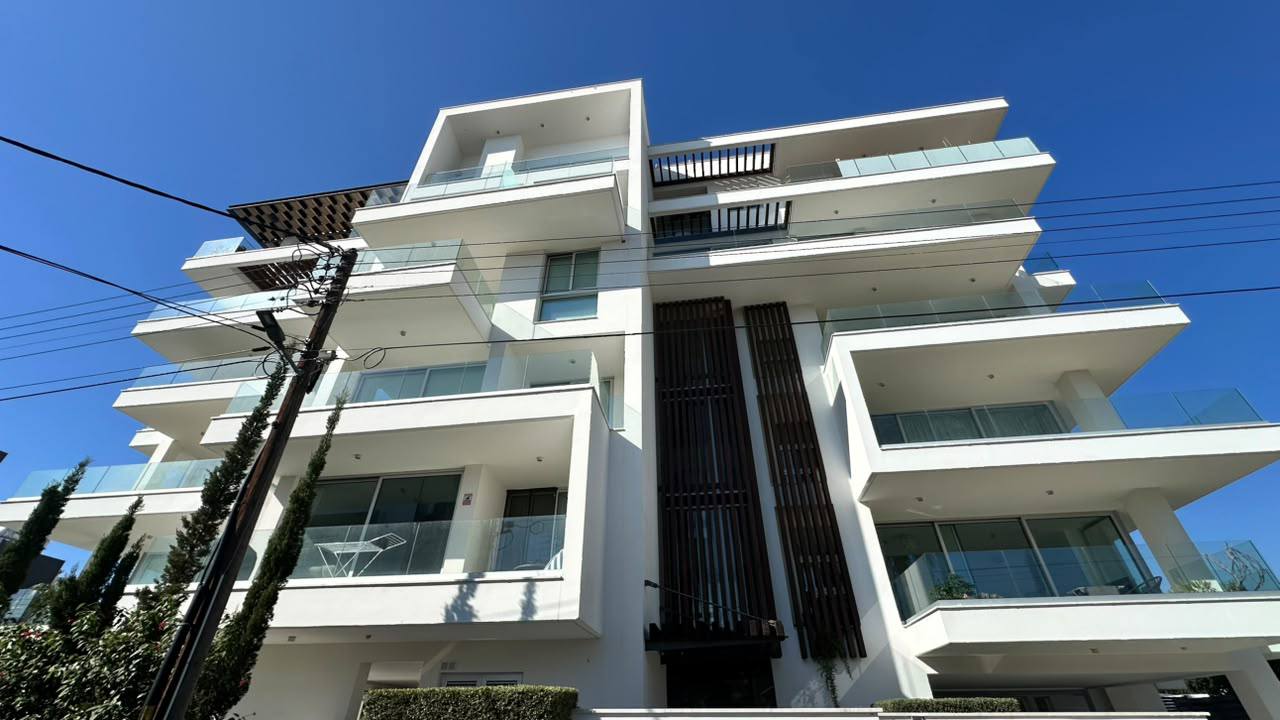 Apartment, 2 bedrooms — 3