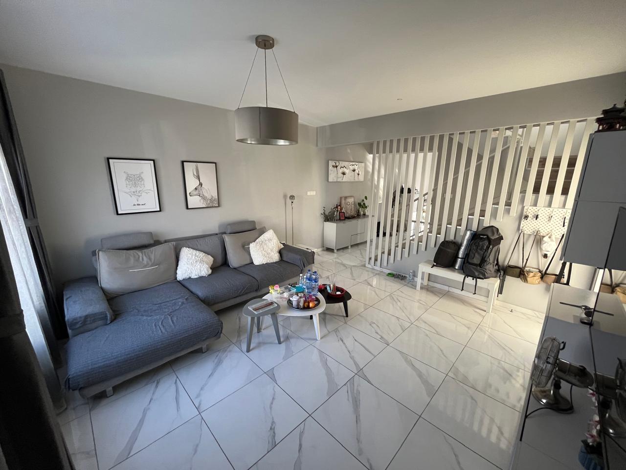House, 4 bedrooms — 8