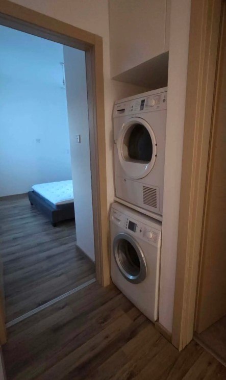 Apartment, 2 bedrooms — 4