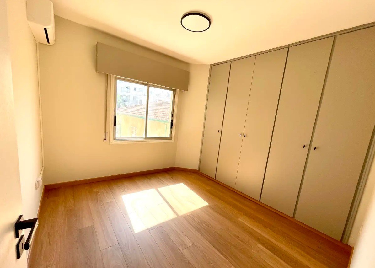 Apartment, 3 bedrooms — 2