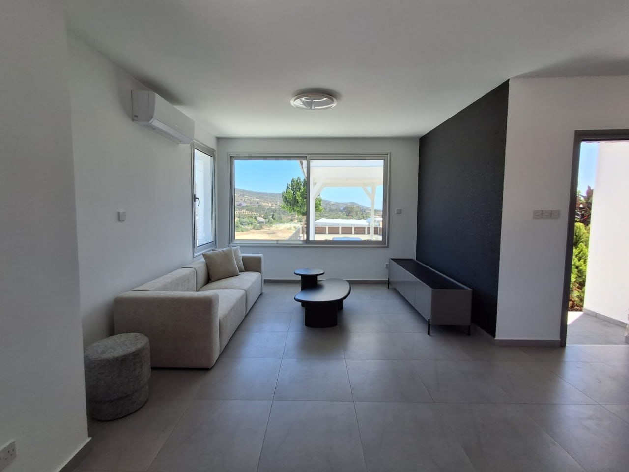 House, 3 bedrooms — 7