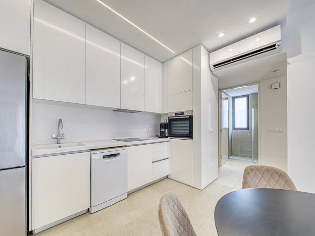 Apartment, 2 bedrooms — 3