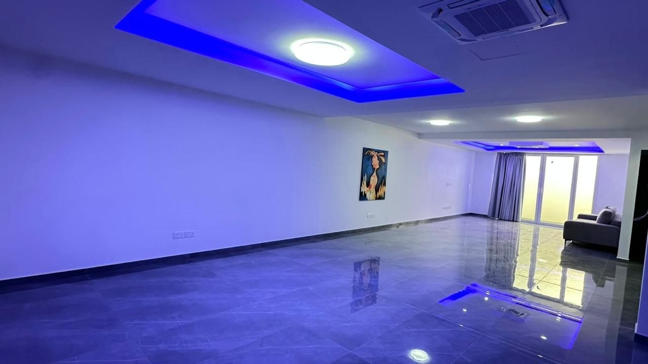 Villa, 5 bedrooms — 3
