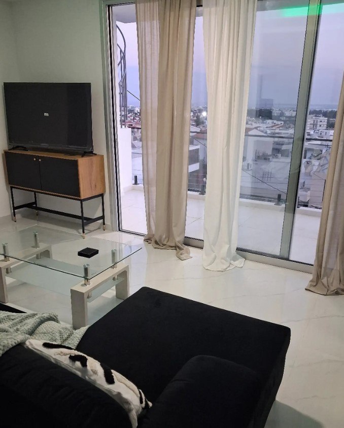 Penthouse, 2 bedrooms — 9