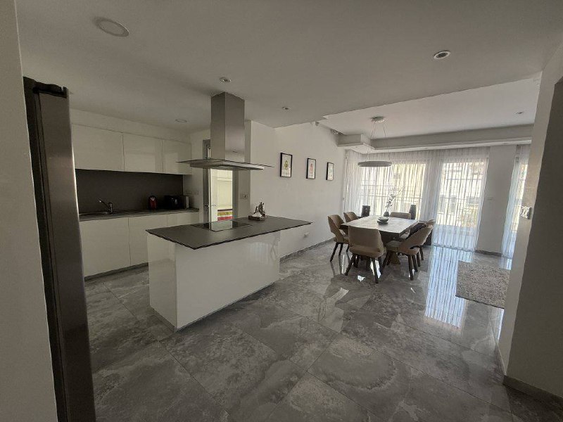 Apartment, 3 bedrooms — 5