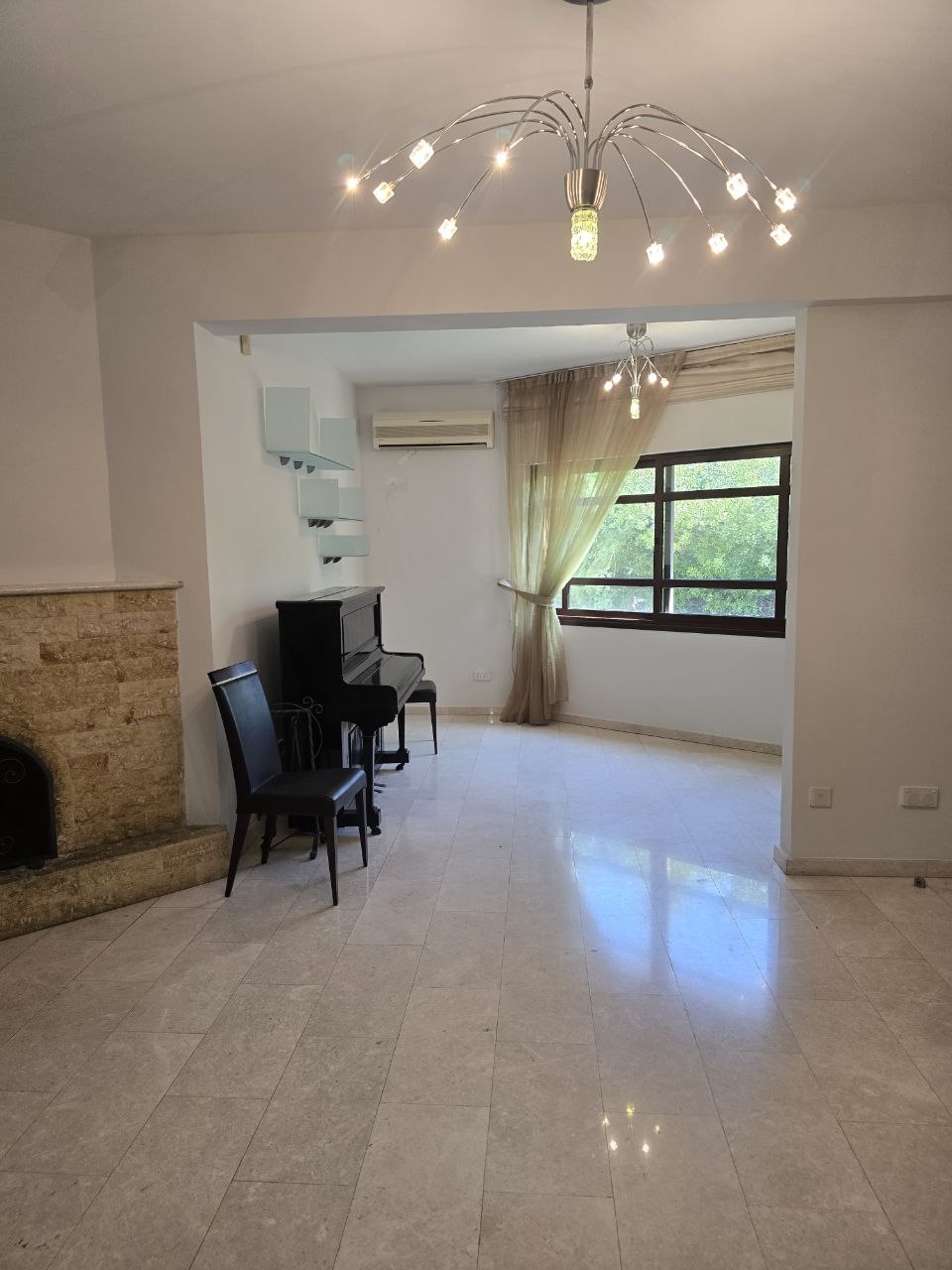 House, 3 bedrooms — 9