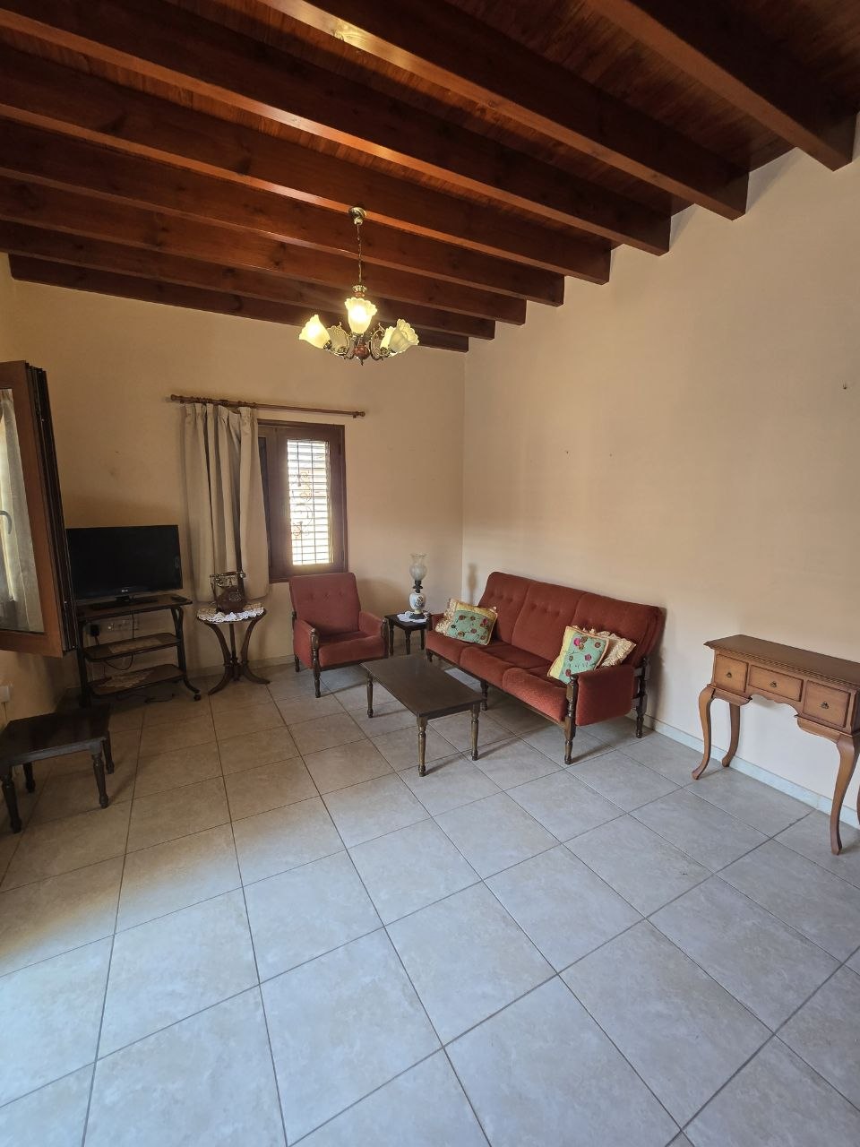House, 3 bedrooms — 3