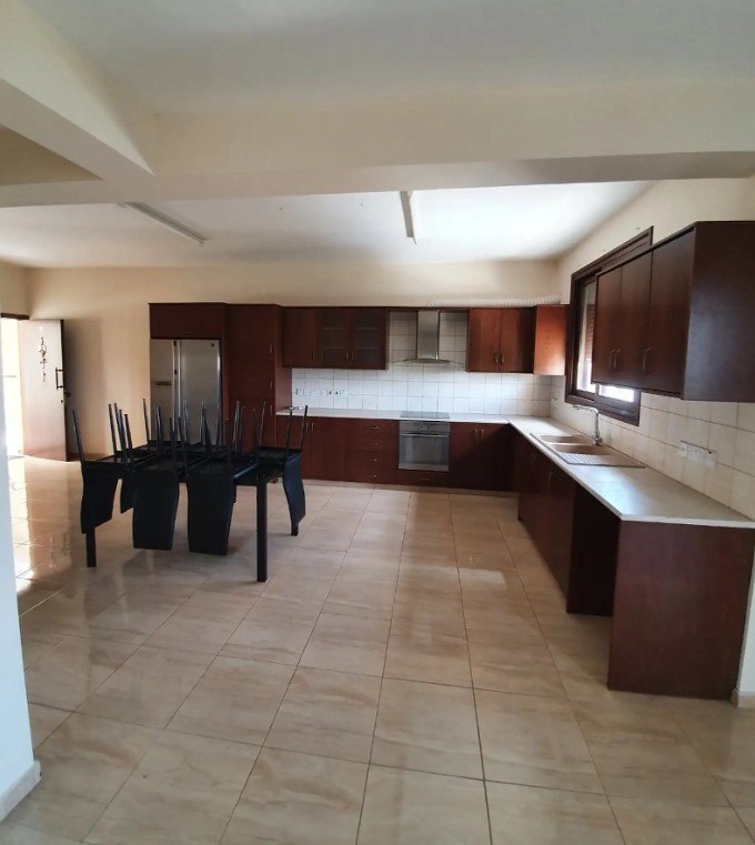 Apartment, 3 bedrooms — 6