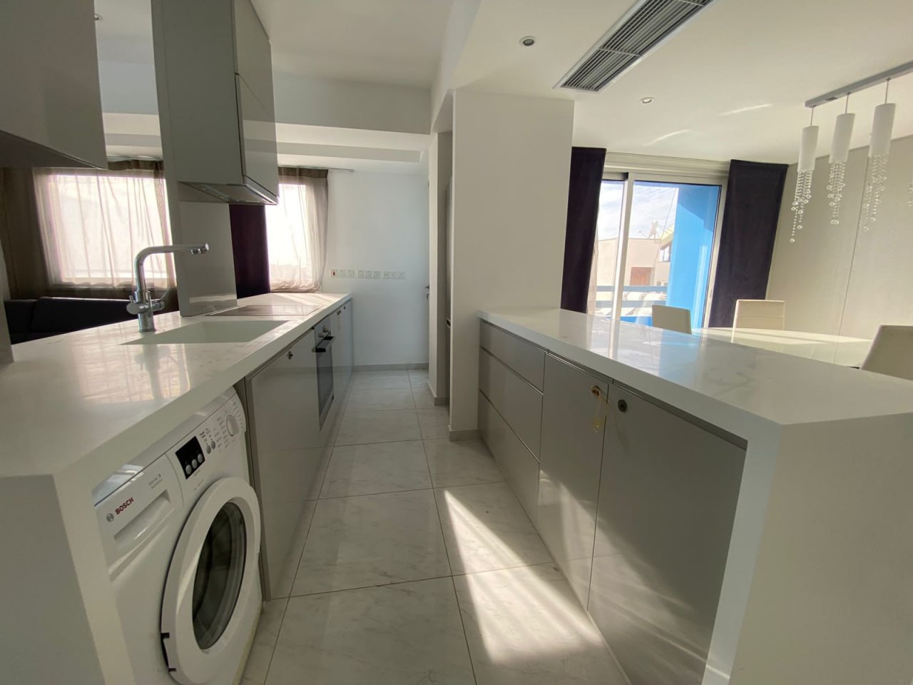 Apartment, 3 bedrooms — 2