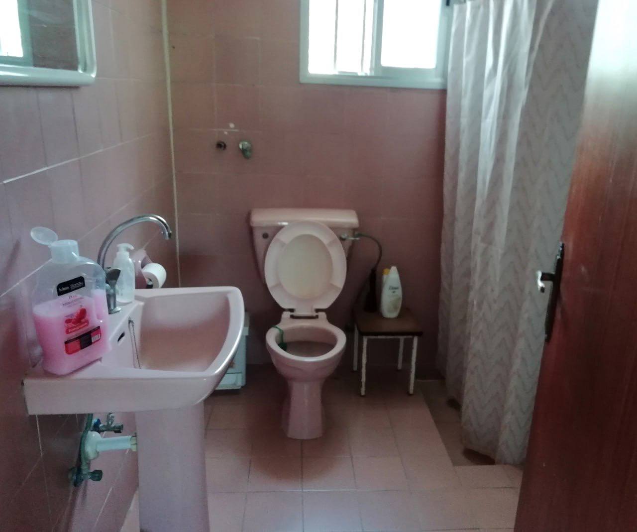 House, 3 bedrooms — 8