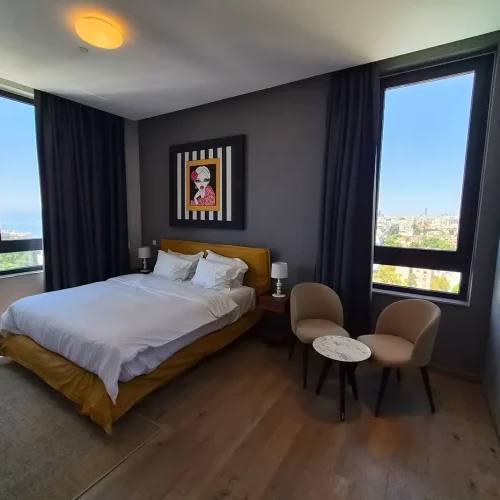 Apartment, 4 bedrooms — 2