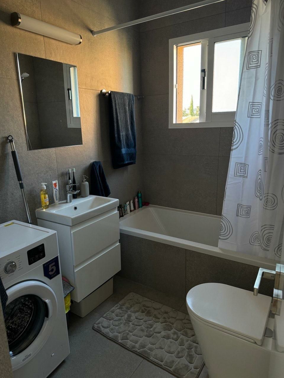 Apartment, 2 bedrooms — 2