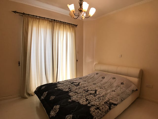 House, 5 bedrooms — 5