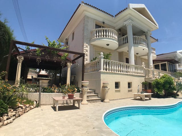 House, 5 bedrooms — 9