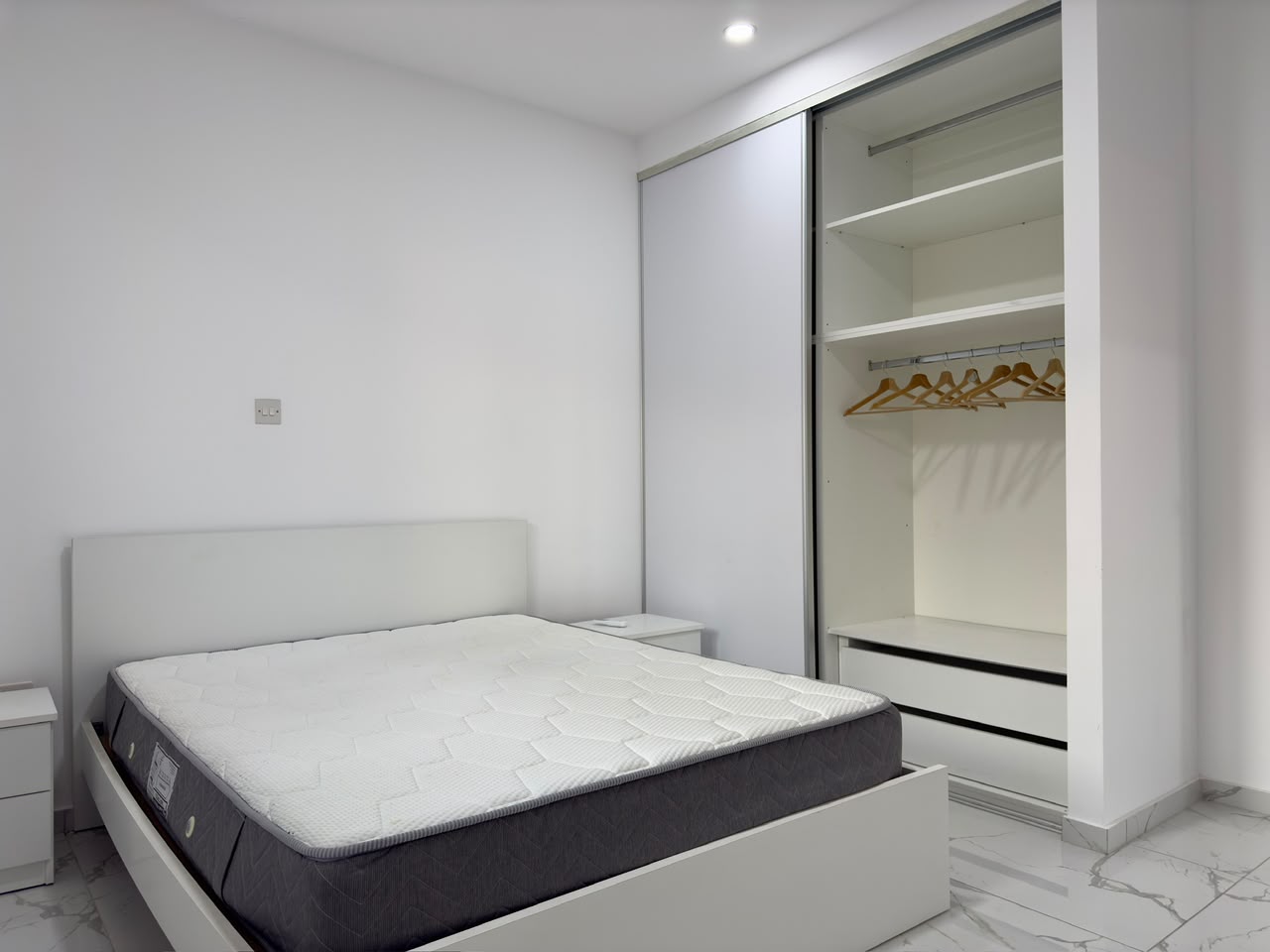 Apartment, 2 bedrooms — 5