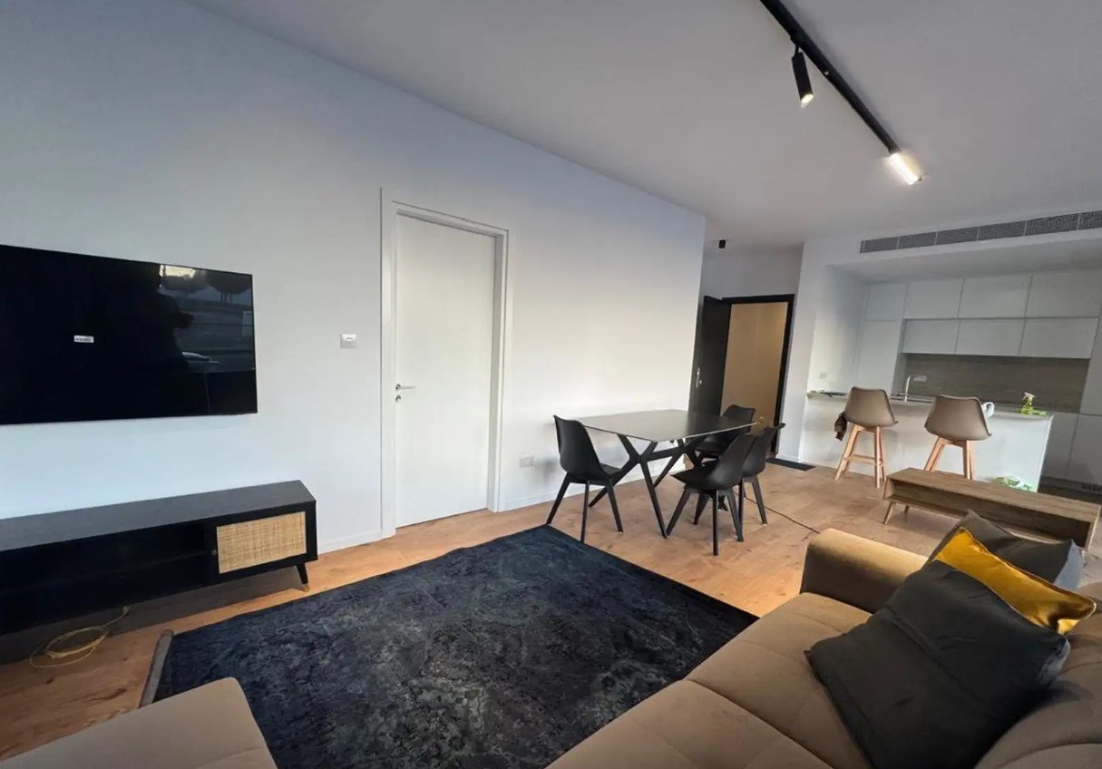 Apartment, 2 bedrooms — 4