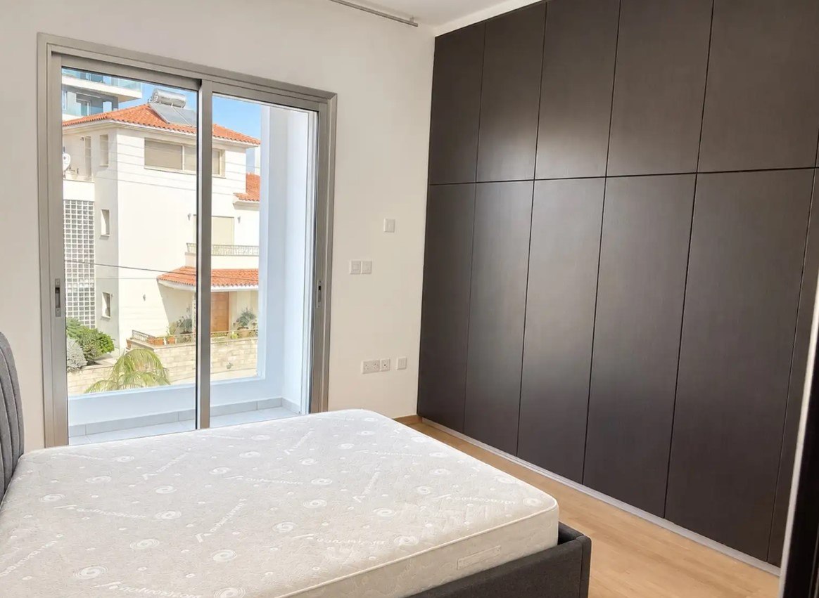 Apartment, 2 bedrooms — 5