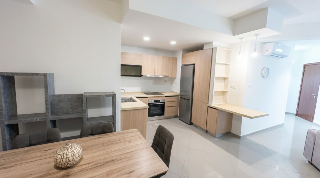 Apartment, 2 bedrooms — 4