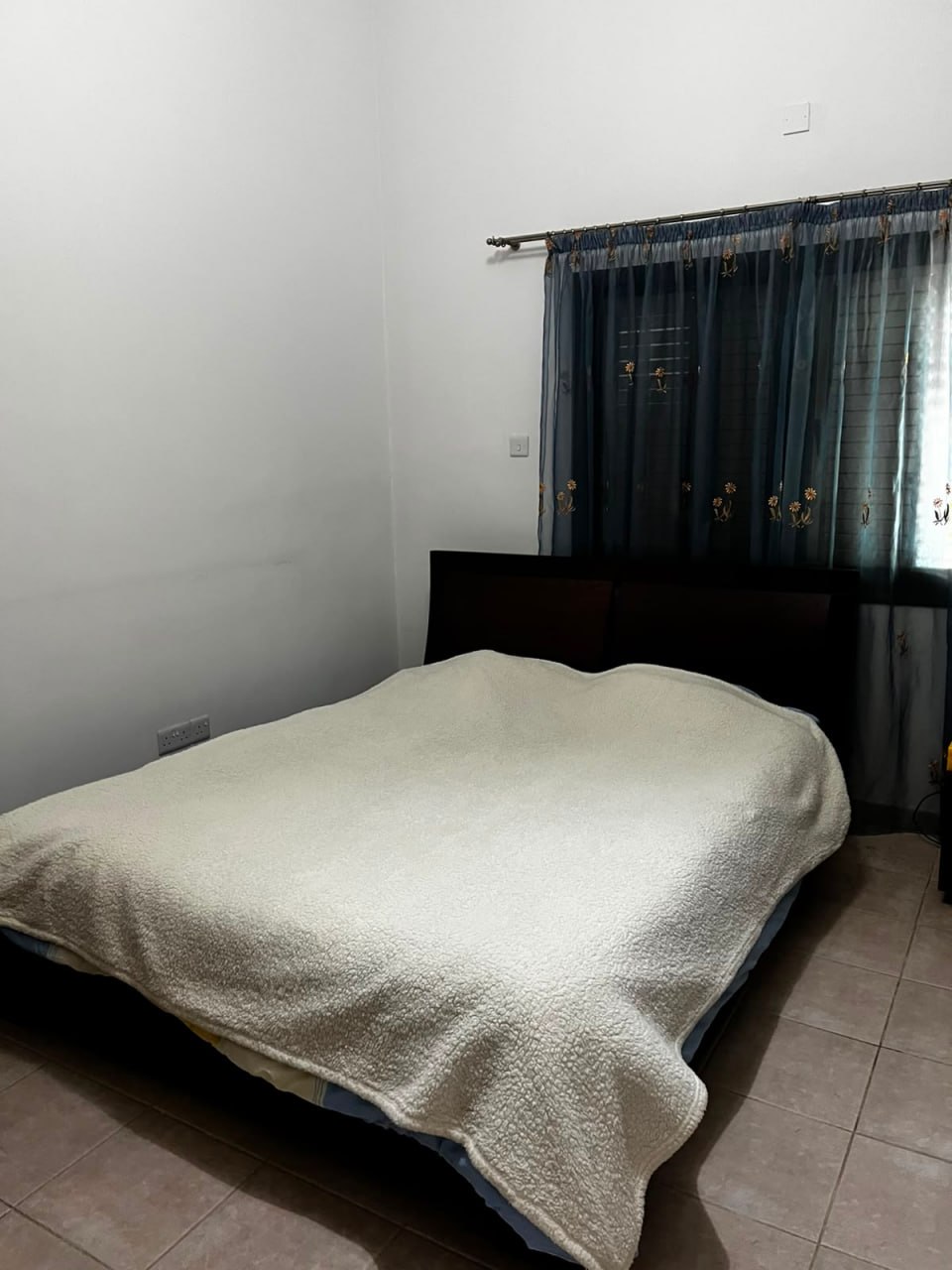 House, 3 bedrooms — 8