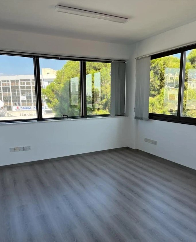 Office, 2 bedrooms — 3