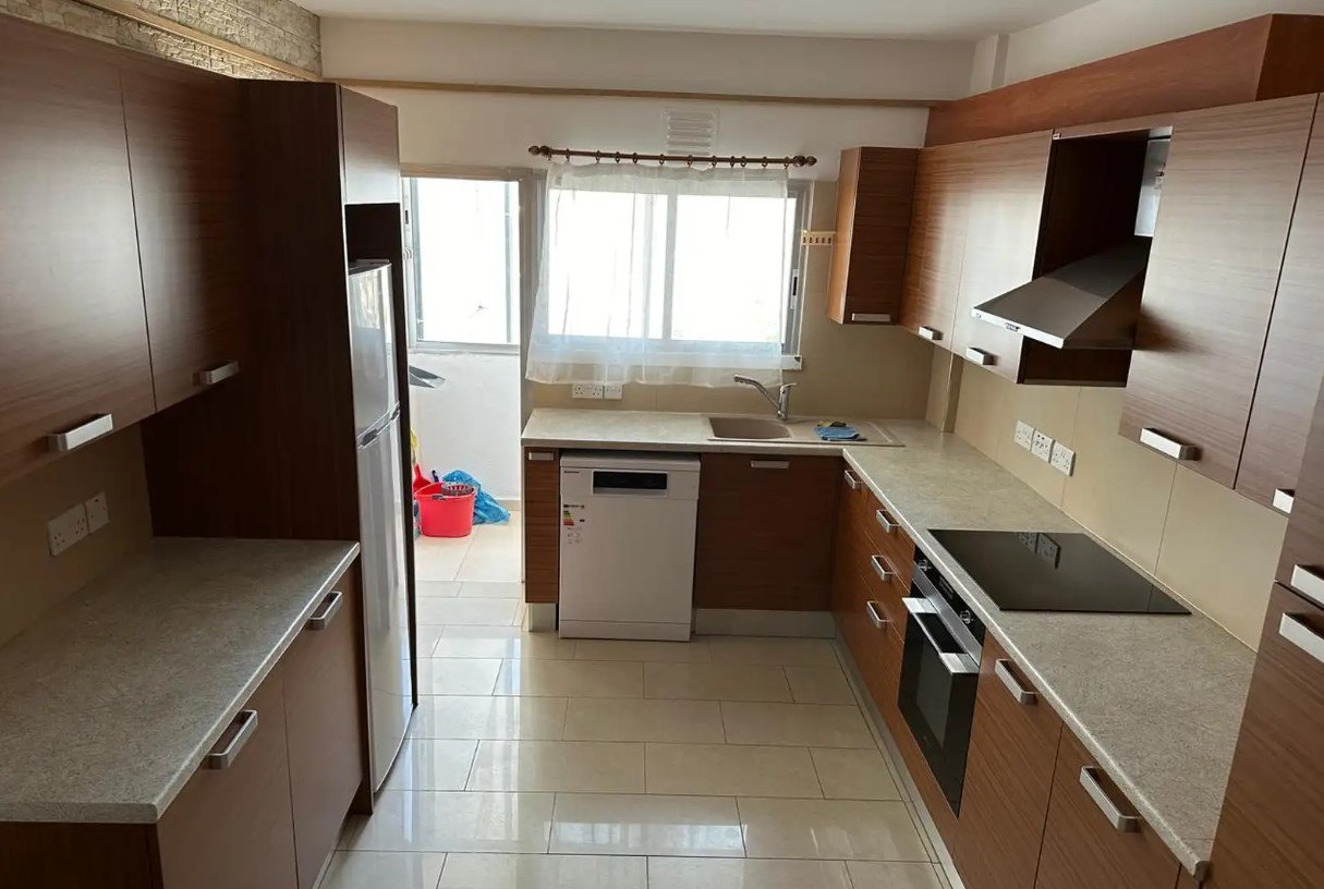 Квартира, 3 комнаты — 8