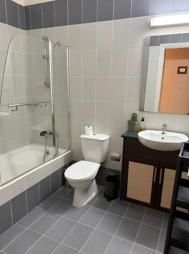 Apartment, 2 bedrooms — 4