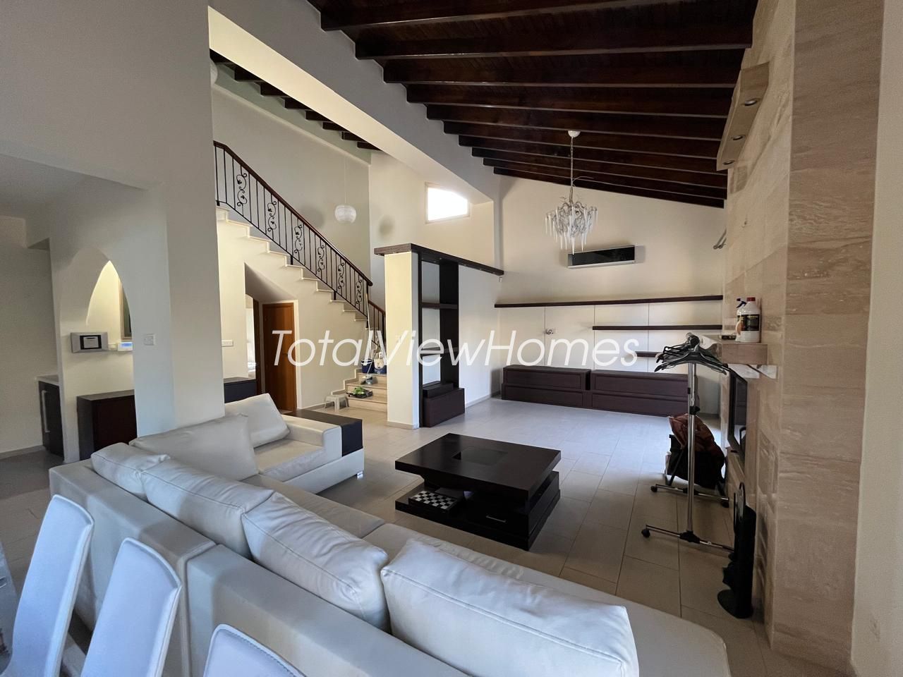 House, 4 bedrooms — 9