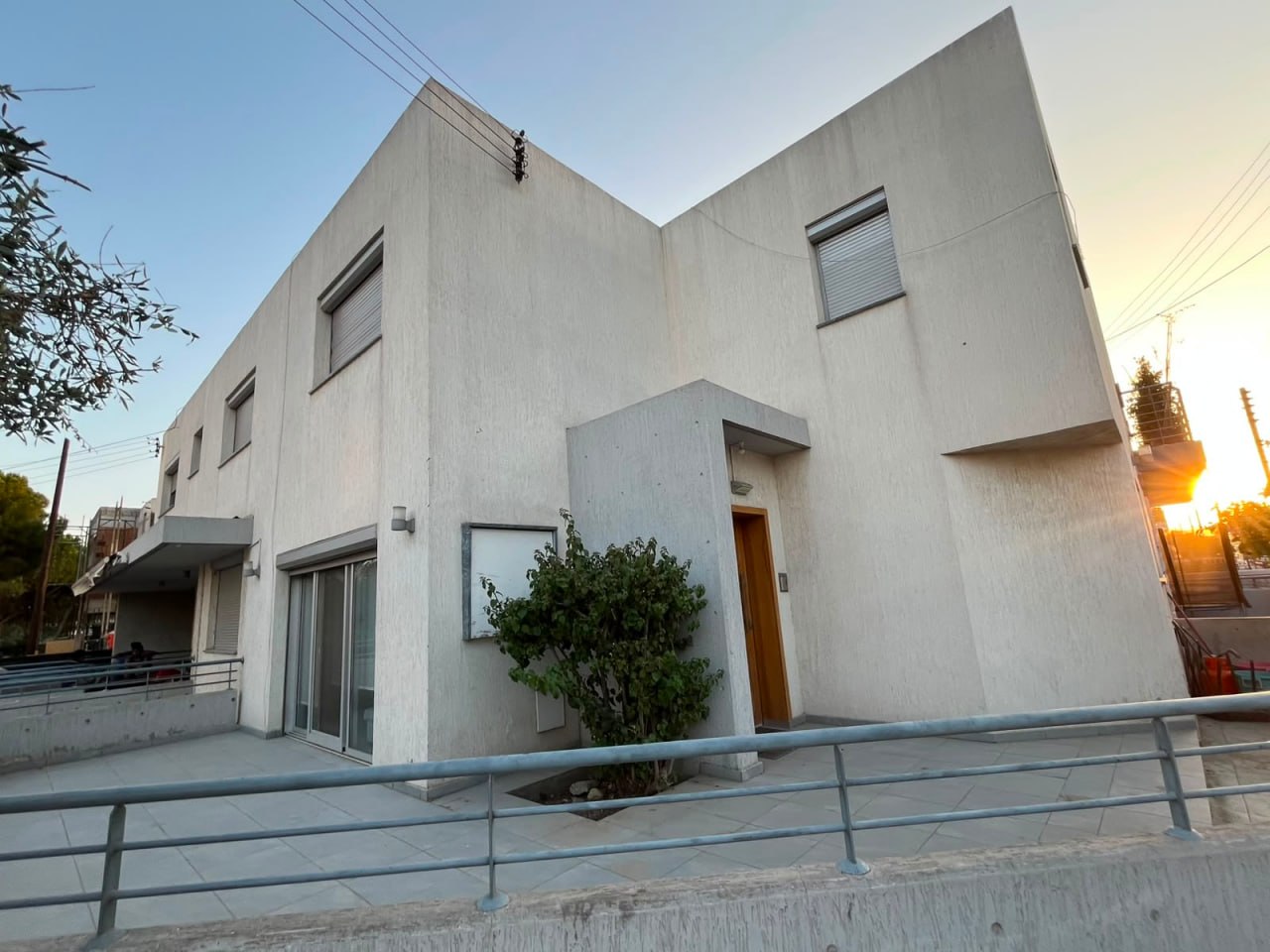 House, 4 bedrooms — 3