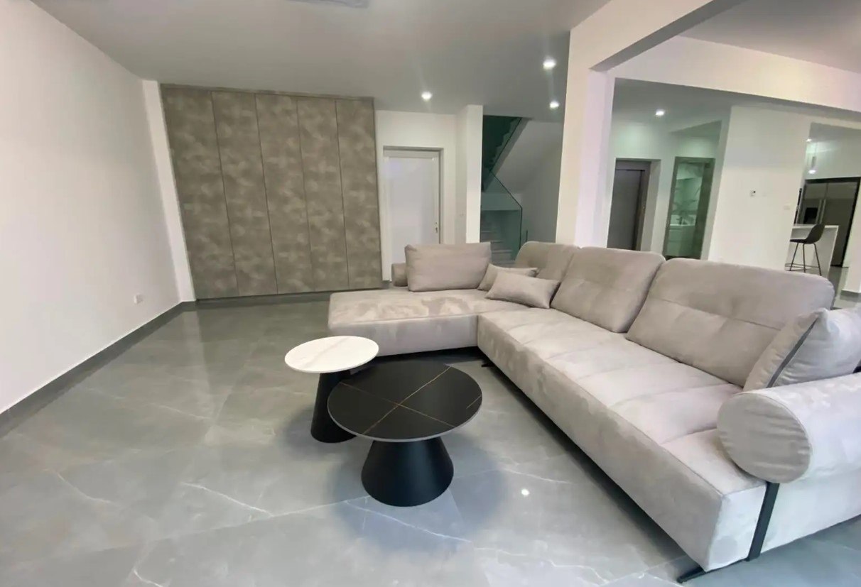 Villa, 5 bedrooms — 9