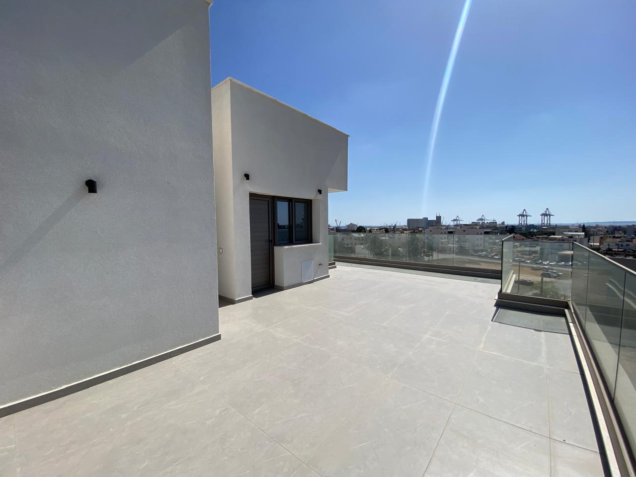 Penthouse, 2 bedrooms — 2