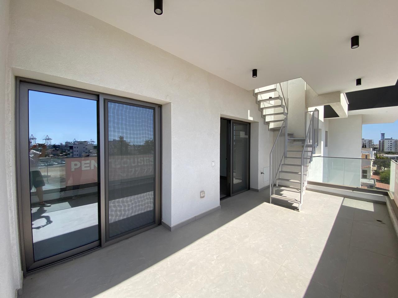 Penthouse, 2 bedrooms — 4