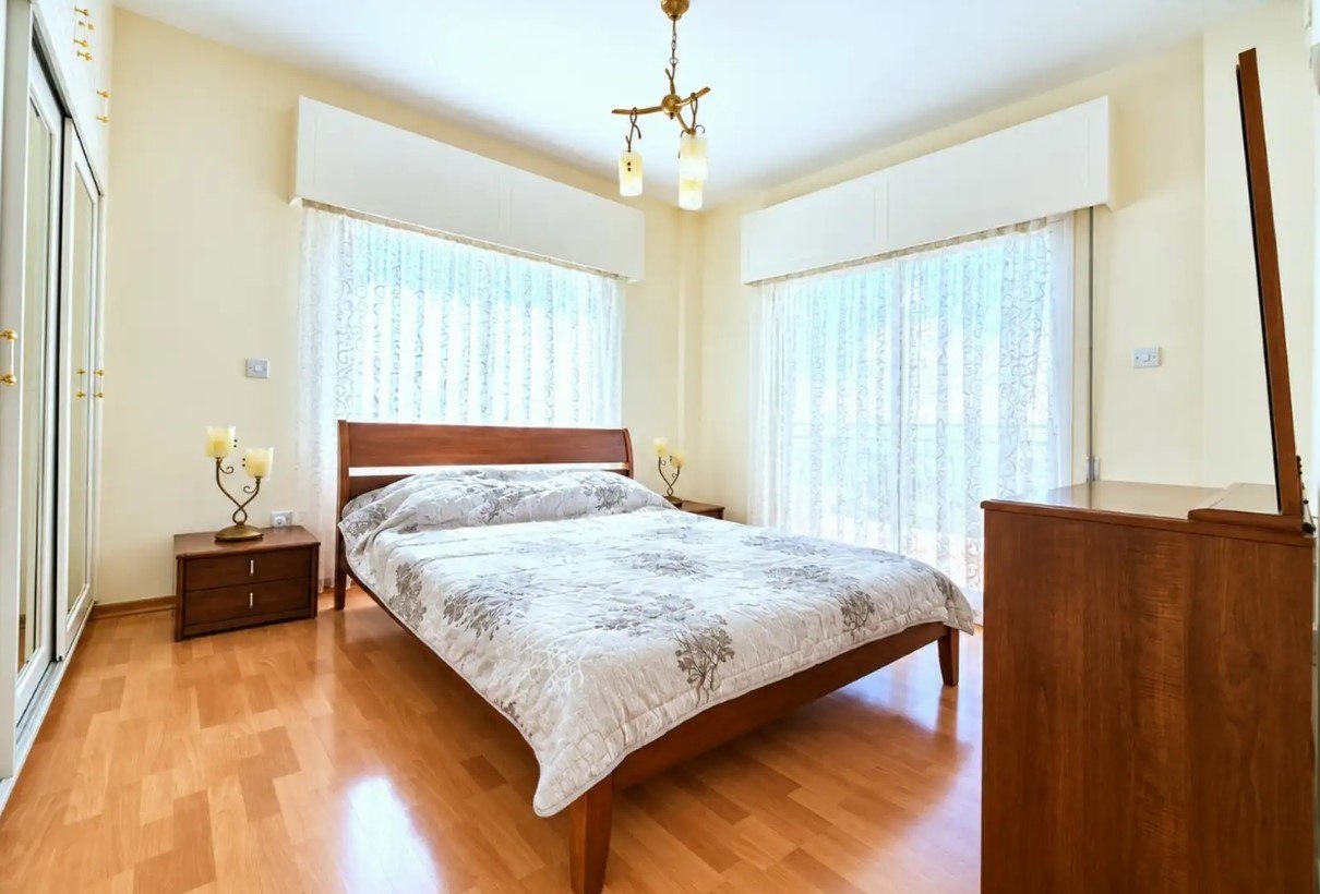 Apartment, 3 bedrooms — 8
