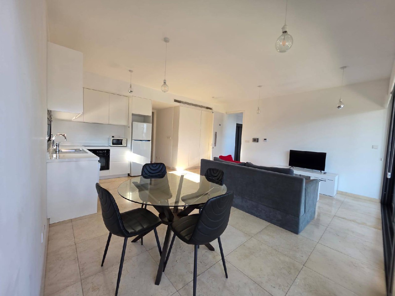 Apartment, 2 bedrooms — 4