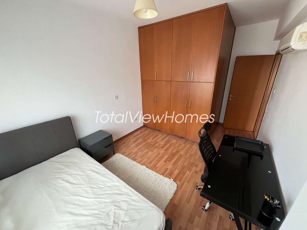 Apartment, 2 bedrooms — 8