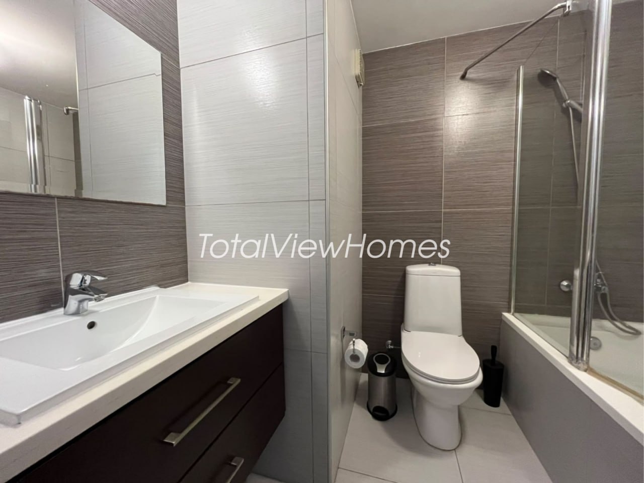 Apartment, 2 bedrooms — 4