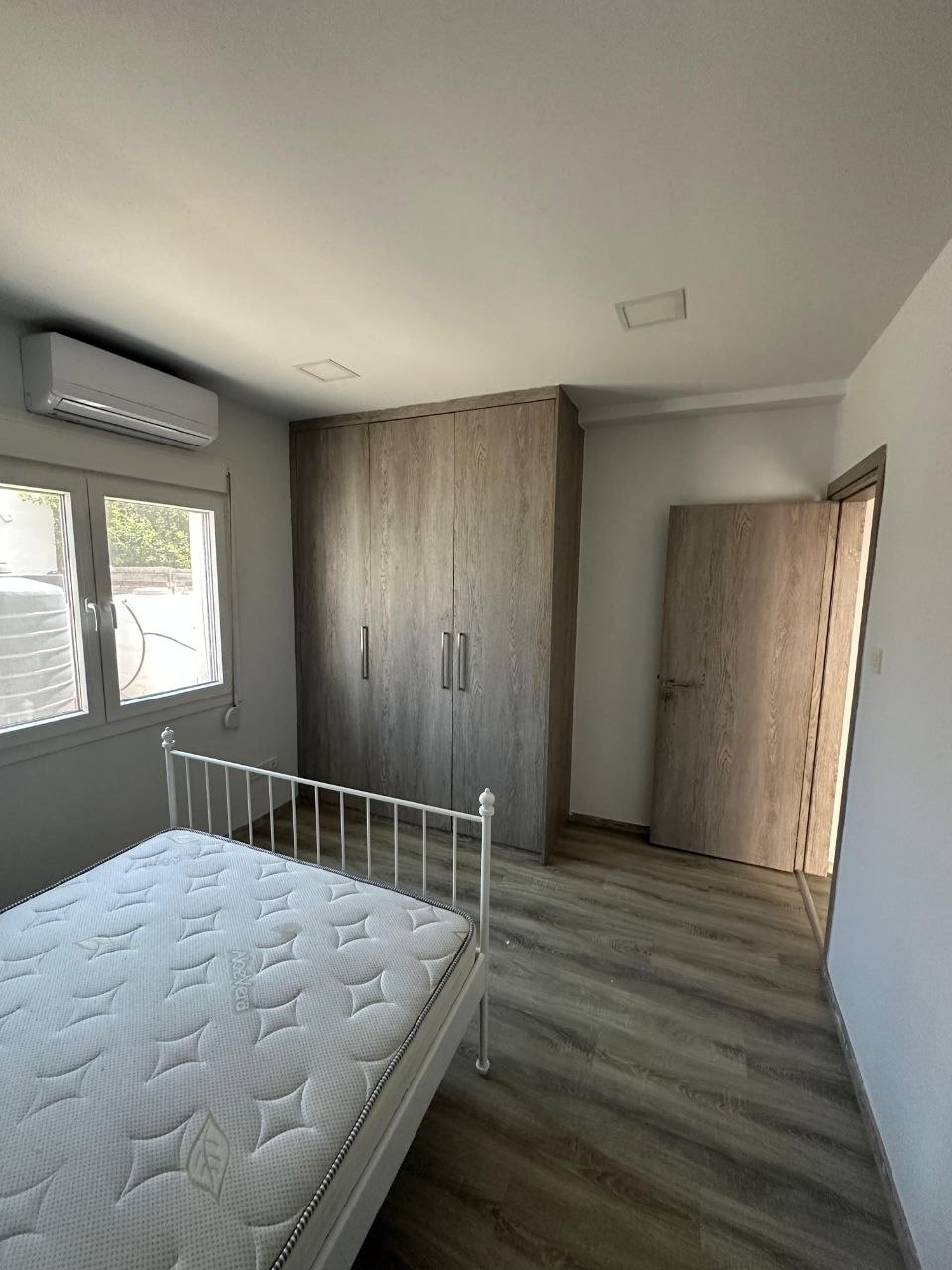 House, 2 bedrooms — 2