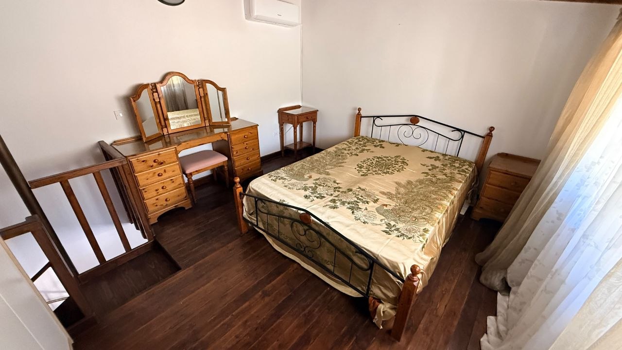 House, 2 bedrooms — 7