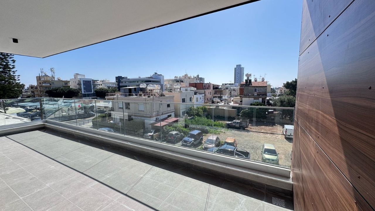 Apartment, 3 bedrooms — 4