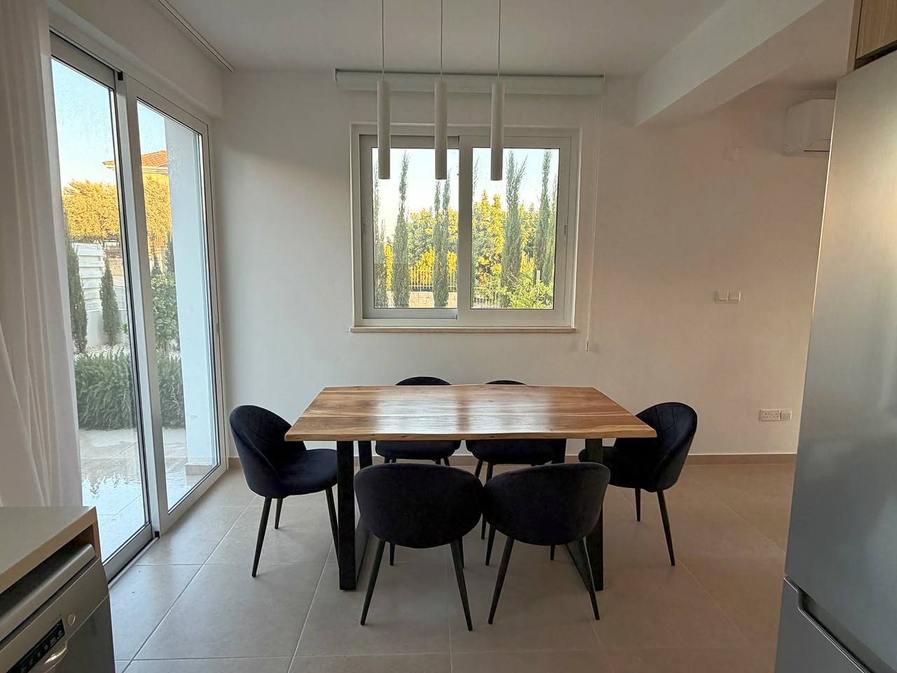 House, 3 bedrooms — 5