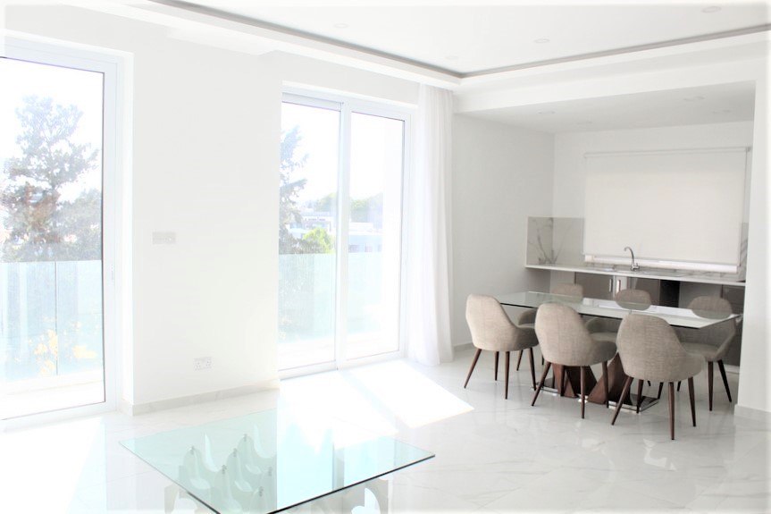 Penthouse — 6