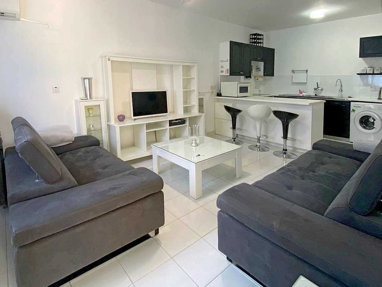 Apartment, 3 bedrooms — 4