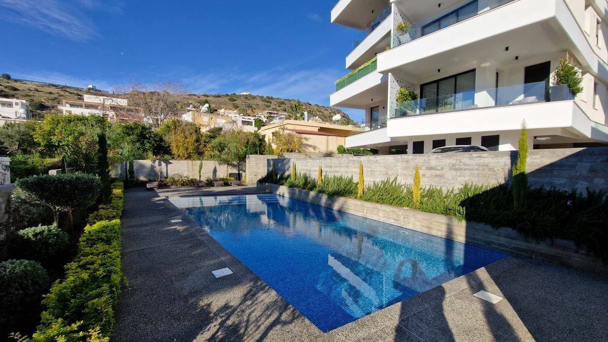 3-bedroom penthouse in Germasogeia, Limassol — 1