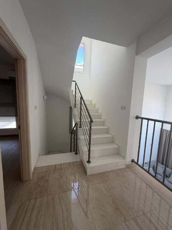 House, 2 bedrooms — 5