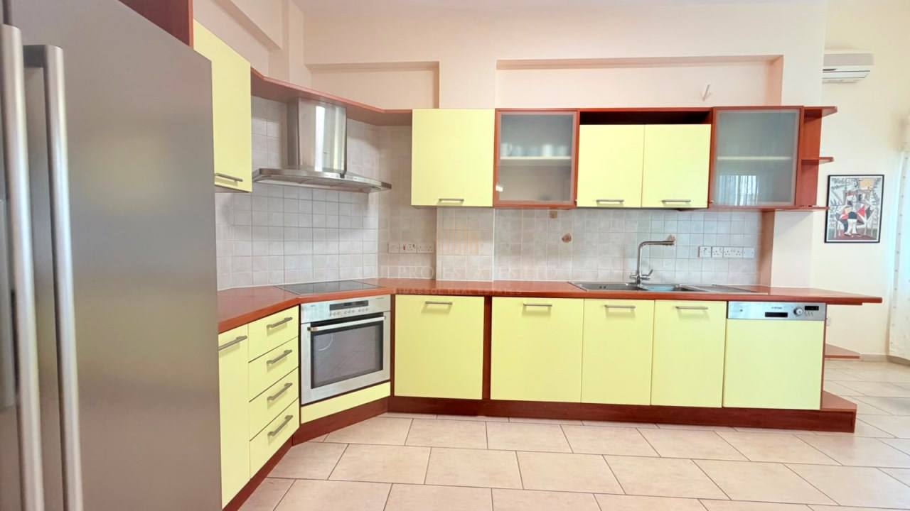 Дом, 4 комнаты — 4