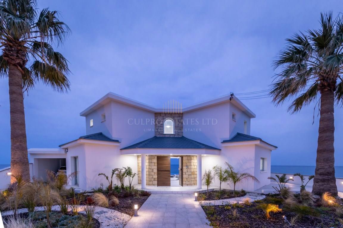 Villa, 5 bedrooms — 10