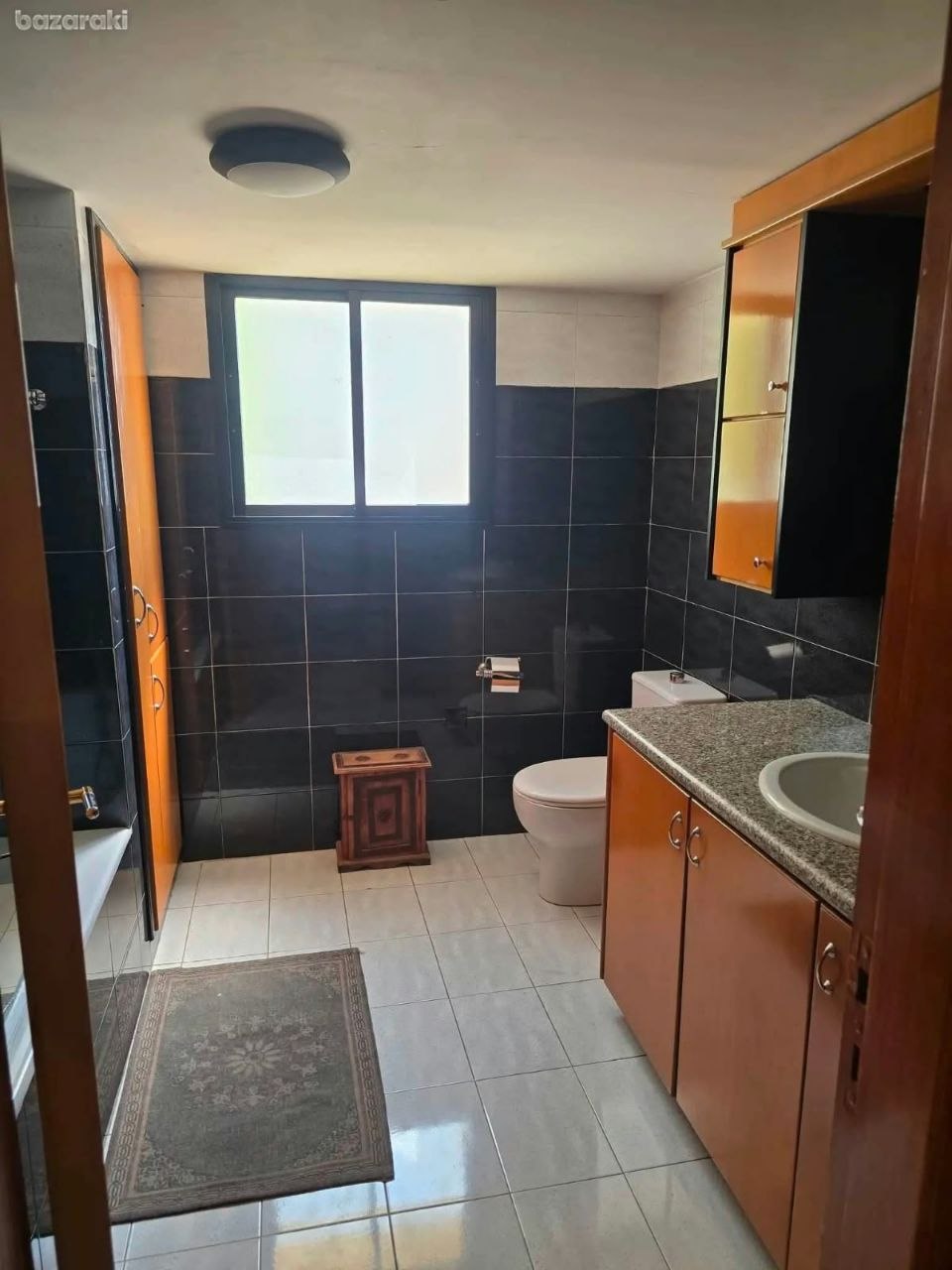 House, 3 bedrooms — 3