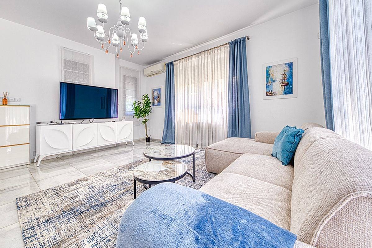 Villa, 4 bedrooms — 10